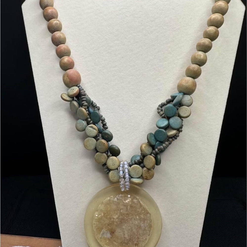 Chic Earthy Tone Necklace with Round Pendant Mother of Pearl inlay Lucite